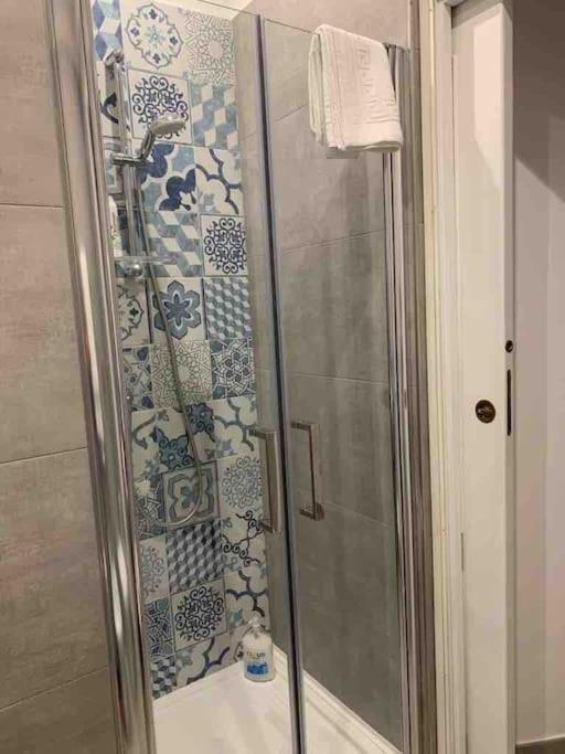 Appartement Dadedo' -monolocale Tra Plebiscito Toledo E Chiaia