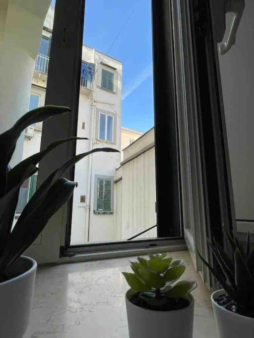Appartement Dadedo' -monolocale Tra Plebiscito Toledo E Chiaia Naples
